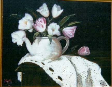 [ Tulip in Tea Pot ]